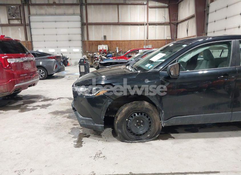 Photo 6 of 2023 Toyota Corolla CROSS L (VIN 7MUAAAAG9PV057751)