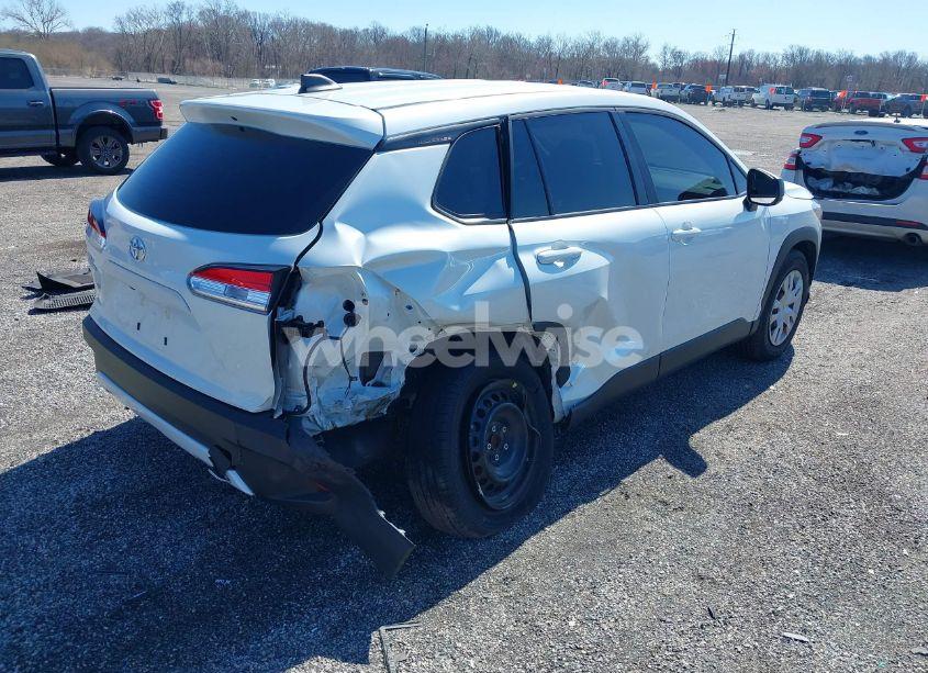 Photo 4 of 2023 Toyota Corolla CROSS L (VIN 7MUAAAAG9PV071147)