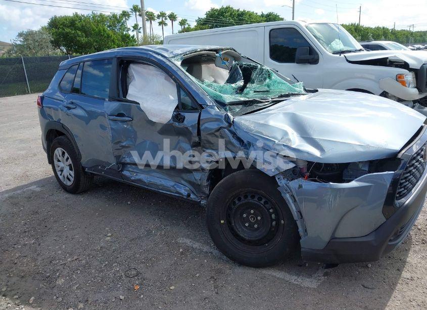 2024 Toyota Corolla CROSS L (VIN 7MUAAAAG9RV096682) main photo