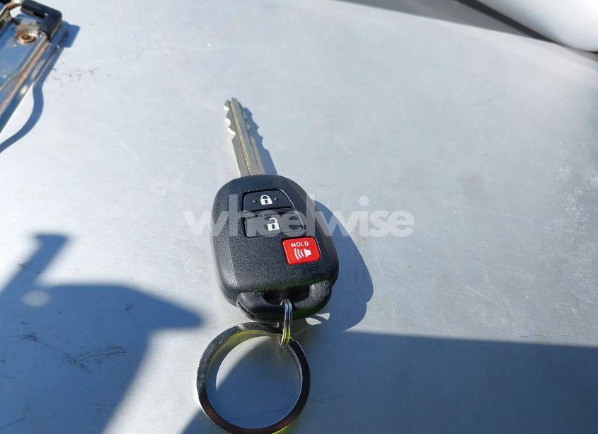 Photo 11 of 2024 Toyota Corolla CROSS L (VIN 7MUAAAAG9RV096682)