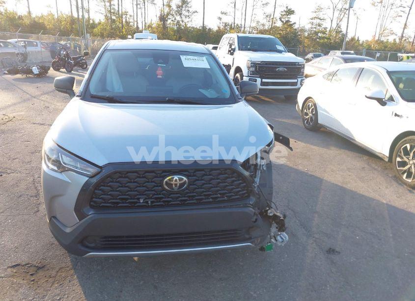 Photo 12 of 2022 Toyota Corolla CROSS L (VIN 7MUAAAAGXNV027798)