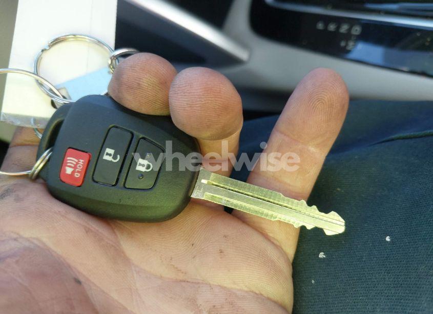 Photo 11 of 2024 Toyota Corolla CROSS L (VIN 7MUAAAAGXRV088266)