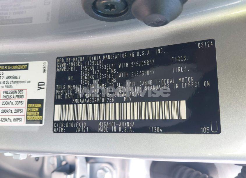 Photo 9 of 2024 Toyota Corolla CROSS L (VIN 7MUAAAAGXRV088266)