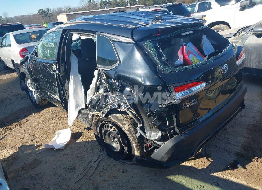 Photo 3 of 2024 Toyota Corolla CROSS L (VIN 7MUAAAAGXRV096089)