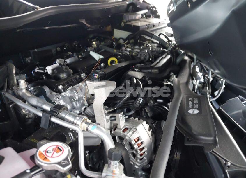 Photo 10 of 2024 Toyota Corolla CROSS L (VIN 7MUAAAAGXRV101467)