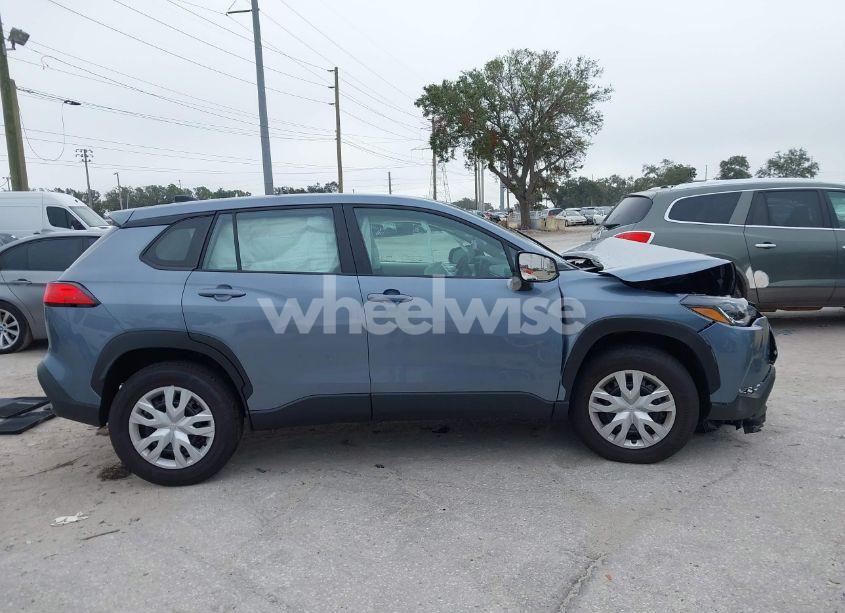 Photo 14 of 2024 Toyota Corolla CROSS L (VIN 7MUAAAAGXRV101467)