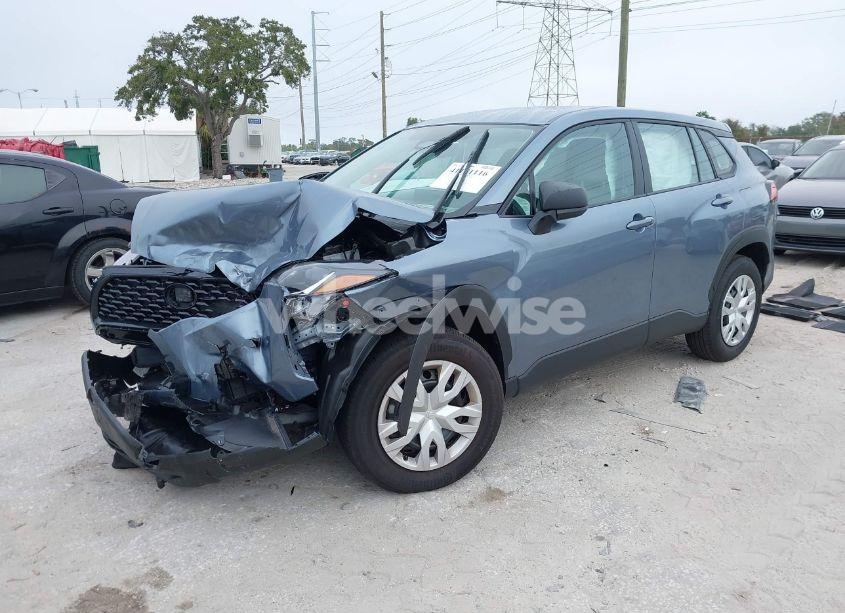 Photo 2 of 2024 Toyota Corolla CROSS L (VIN 7MUAAAAGXRV101467)