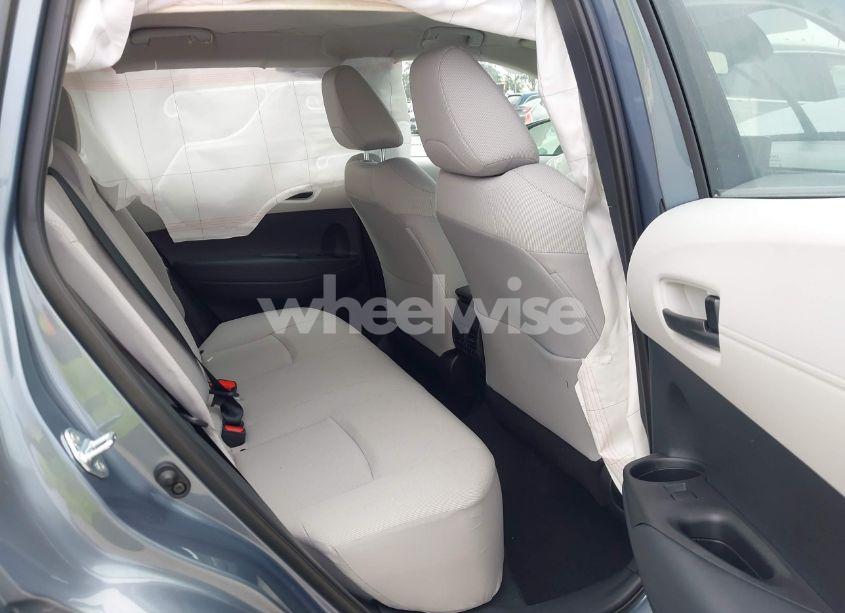 Photo 8 of 2024 Toyota Corolla CROSS L (VIN 7MUAAAAGXRV101467)