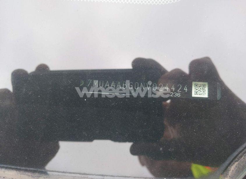 Photo 18 of 2022 Toyota Corolla CROSS L (VIN 7MUAAABG0NV024424)