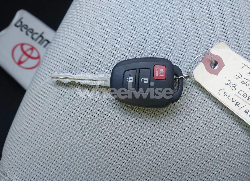 Photo 11 of 2023 Toyota Corolla CROSS L (VIN 7MUAAABG1PV050999)