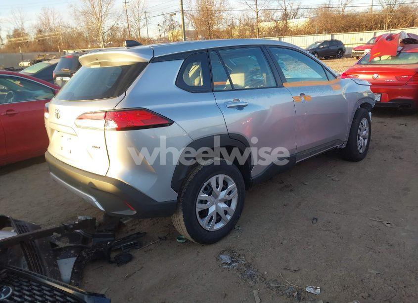 Photo 4 of 2023 Toyota Corolla CROSS L (VIN 7MUAAABG1PV050999)
