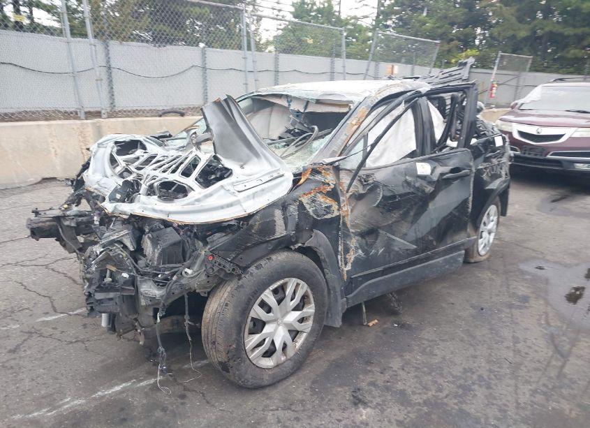 Photo 2 of 2023 Toyota Corolla CROSS L (VIN 7MUAAABG1PV055569)