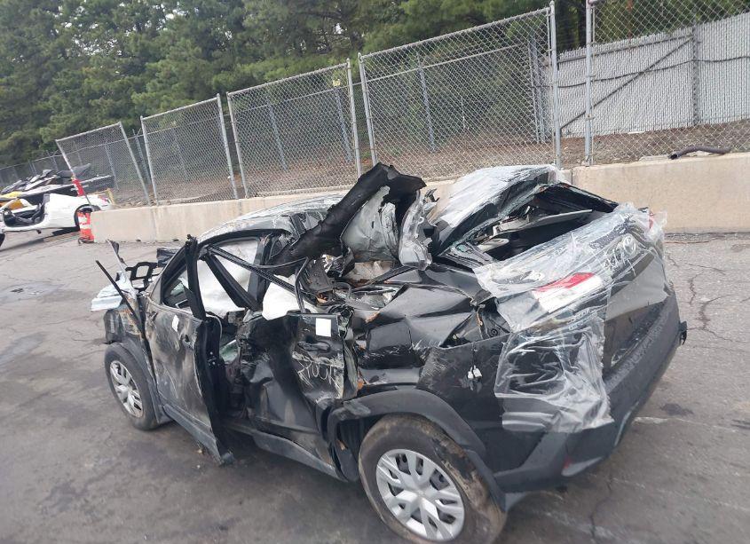 Photo 6 of 2023 Toyota Corolla CROSS L (VIN 7MUAAABG1PV055569)