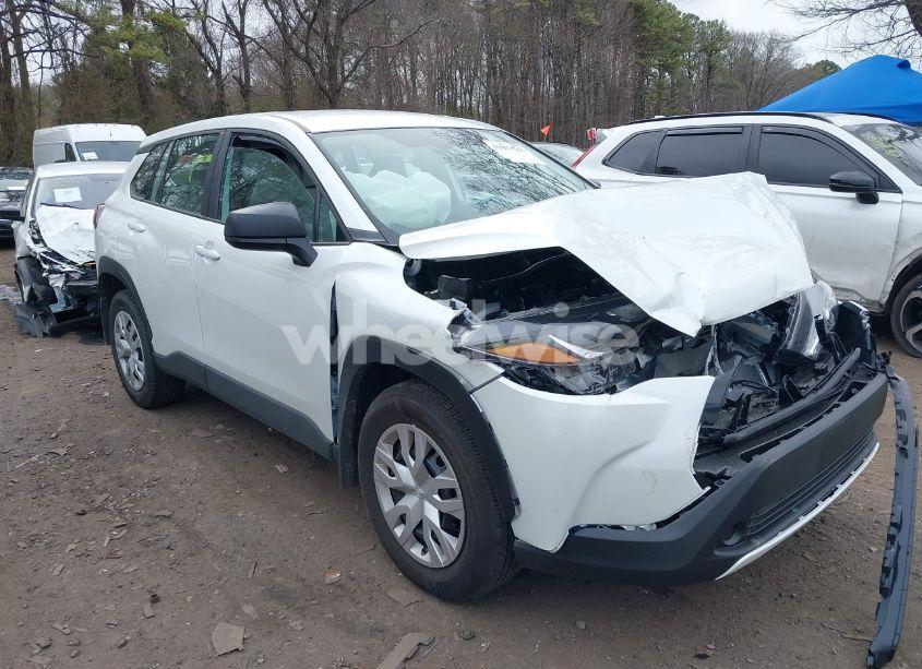 Photo 13 of 2025 Toyota Corolla CROSS L (VIN 7MUAAABG1SV120395)