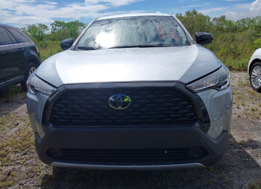 Photo 12 of 2022 Toyota Corolla CROSS L (VIN 7MUAAABG2NV035442)