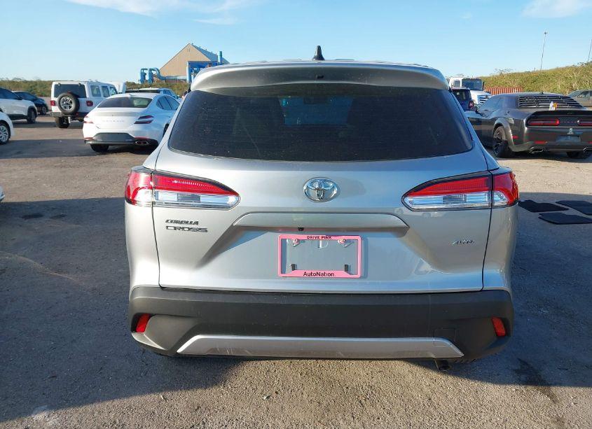 Photo 16 of 2022 Toyota Corolla CROSS L (VIN 7MUAAABG2NV035442)