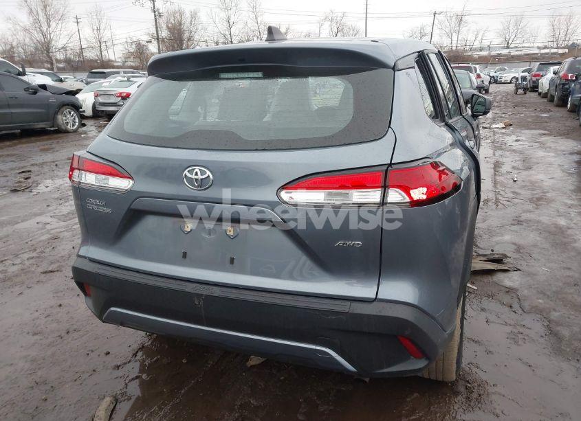 Photo 17 of 2022 Toyota Corolla CROSS L (VIN 7MUAAABG3NV040858)