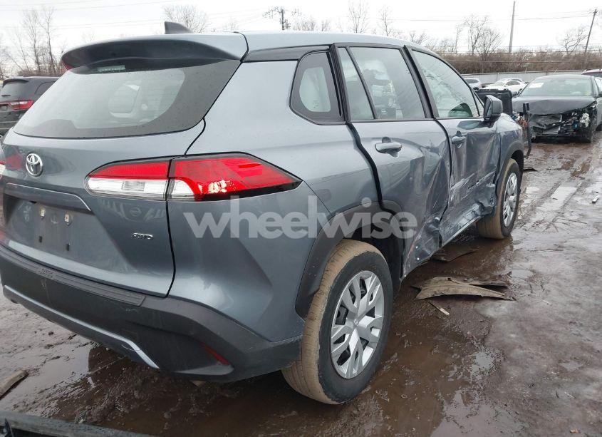 Photo 22 of 2022 Toyota Corolla CROSS L (VIN 7MUAAABG3NV040858)