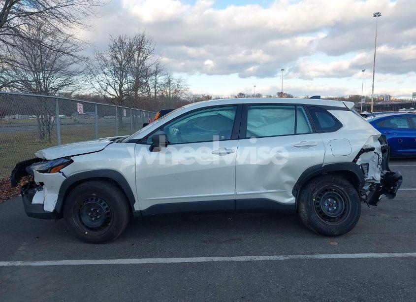 Photo 14 of 2023 Toyota Corolla CROSS L (VIN 7MUAAABG3PV076309)