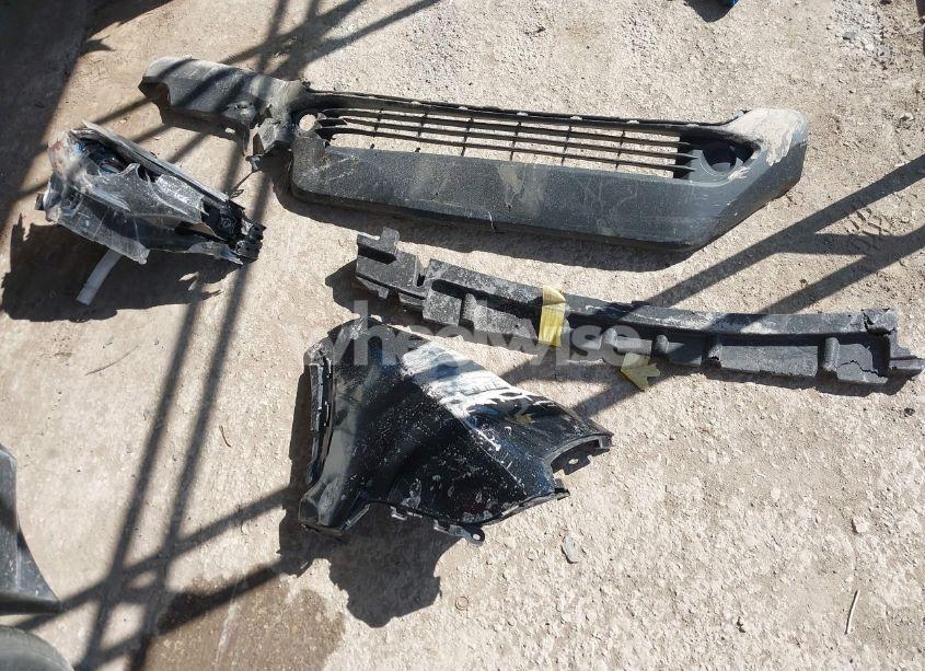 Photo 12 of 2022 Toyota Corolla CROSS L (VIN 7MUAAABG4NV023244)