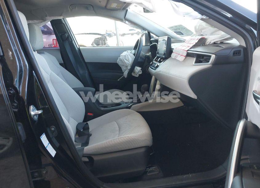 Photo 5 of 2022 Toyota Corolla CROSS L (VIN 7MUAAABG4NV023244)