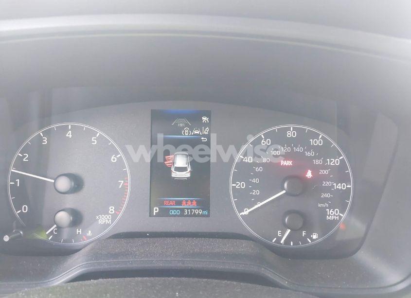 Photo 7 of 2024 Toyota Corolla CROSS L (VIN 7MUAAABG4RV084390)