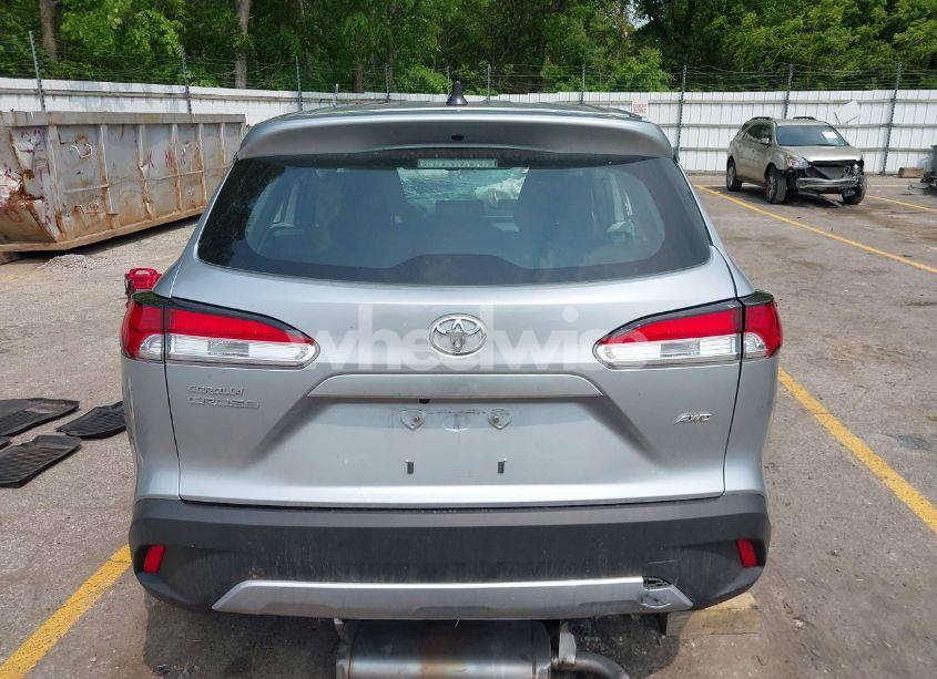 Photo 16 of 2022 Toyota Corolla CROSS L (VIN 7MUAAABG5NV013841)