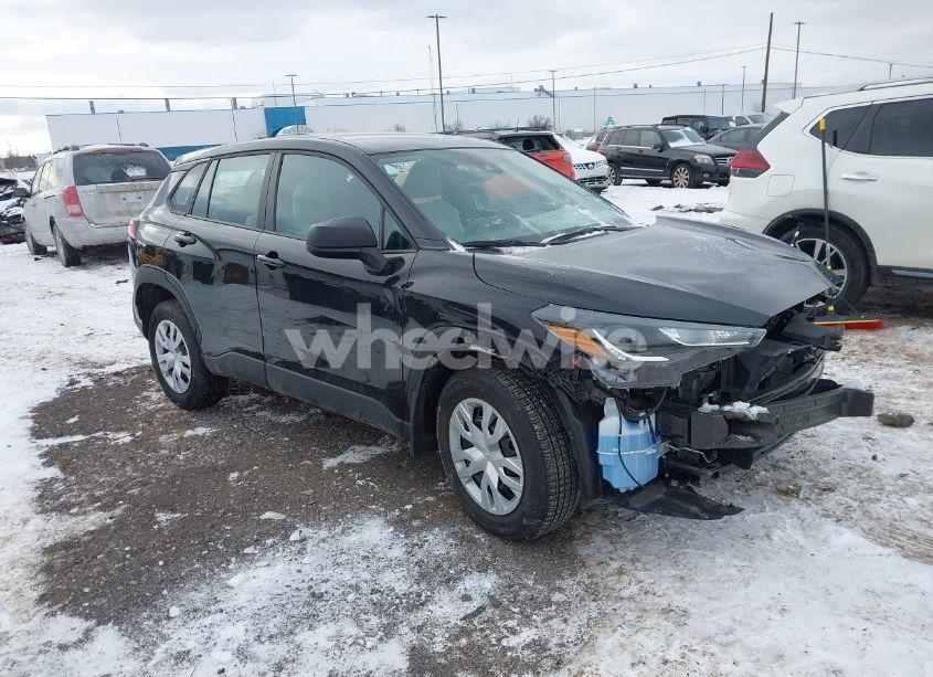 2022 Toyota Corolla CROSS L (VIN 7MUAAABG5NV031840) main photo