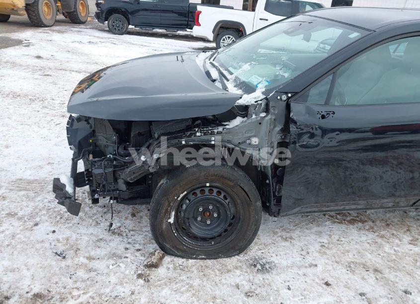 Photo 18 of 2022 Toyota Corolla CROSS L (VIN 7MUAAABG5NV031840)