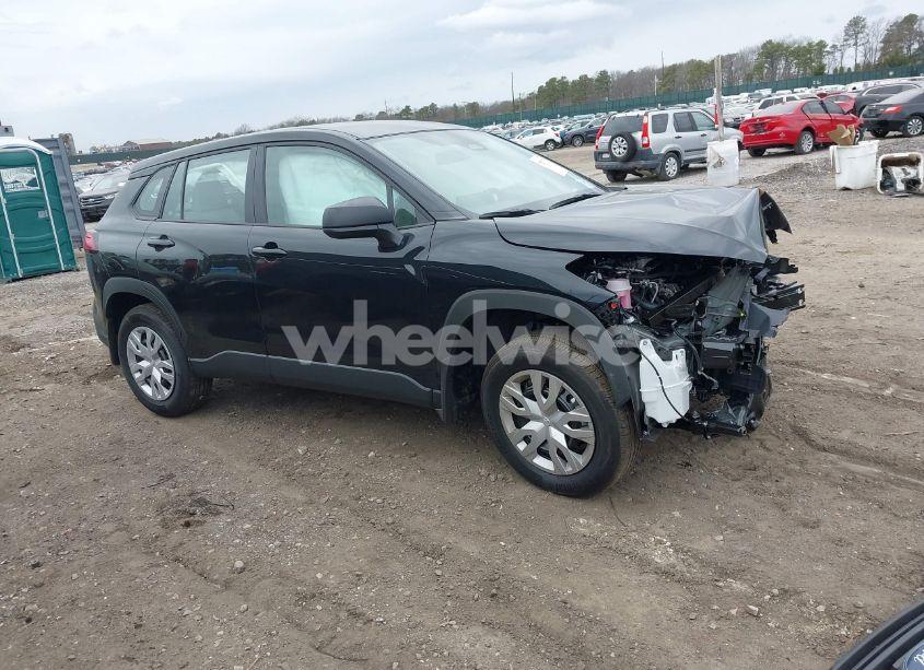 2025 Toyota Corolla CROSS L (VIN 7MUAAABG5SV124532) main photo