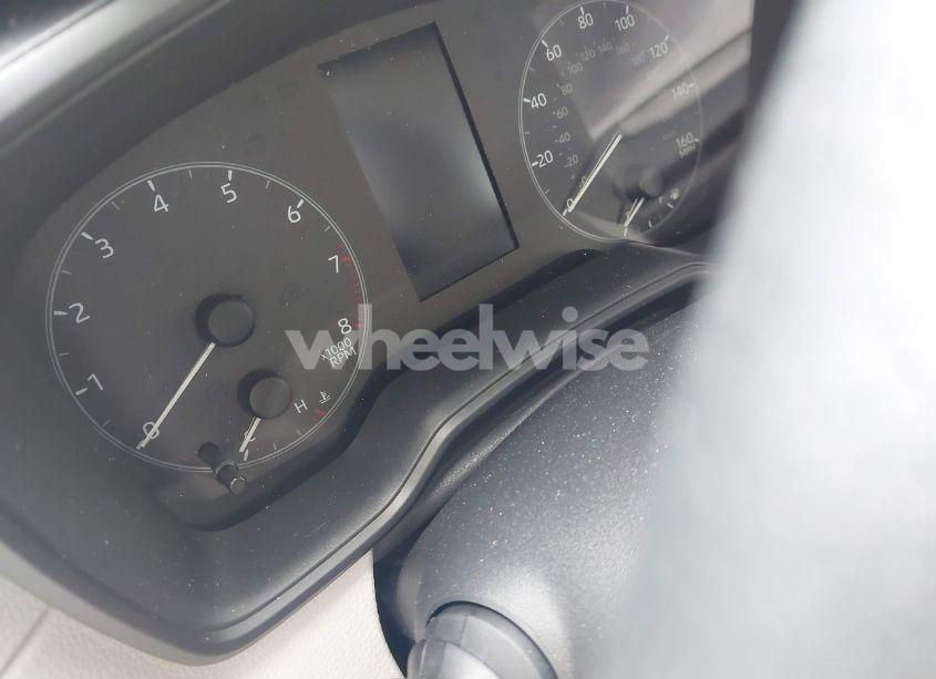 Photo 15 of 2025 Toyota Corolla CROSS L (VIN 7MUAAABG5SV124532)