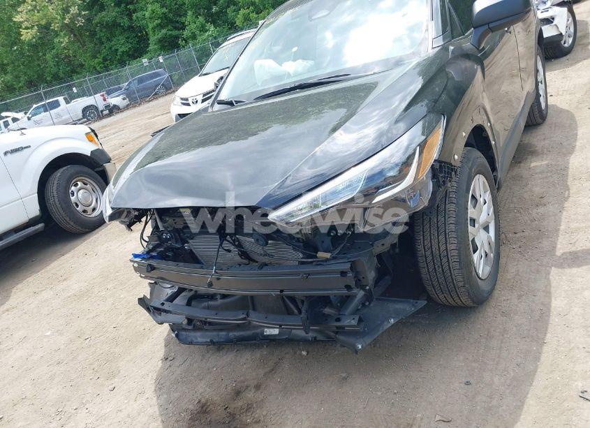 Photo 6 of 2023 Toyota Corolla CROSS L (VIN 7MUAAABG8PV056556)