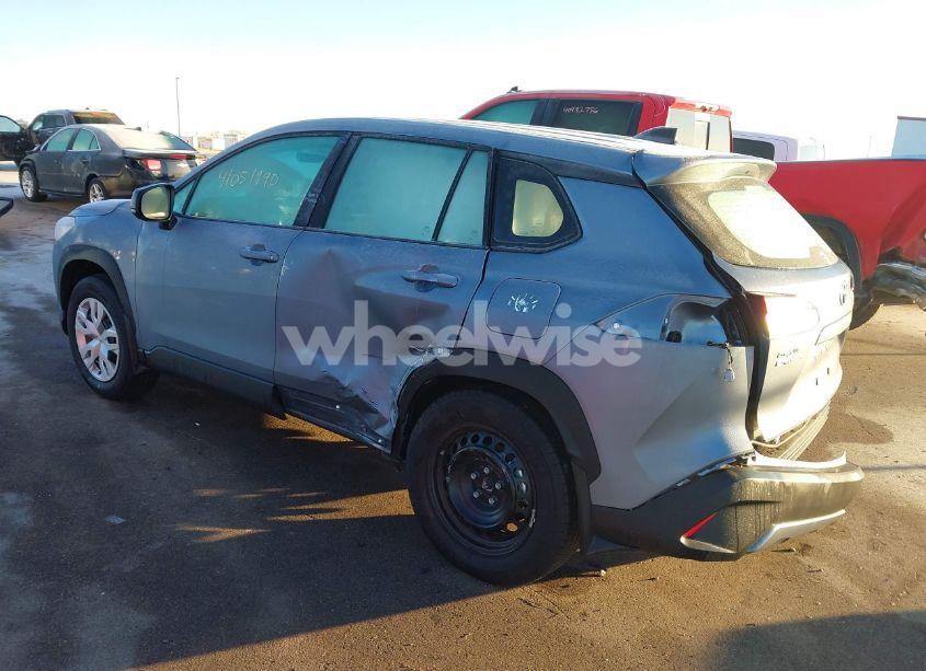 Photo 3 of 2024 Toyota Corolla CROSS L (VIN 7MUAAABG8RV103362)