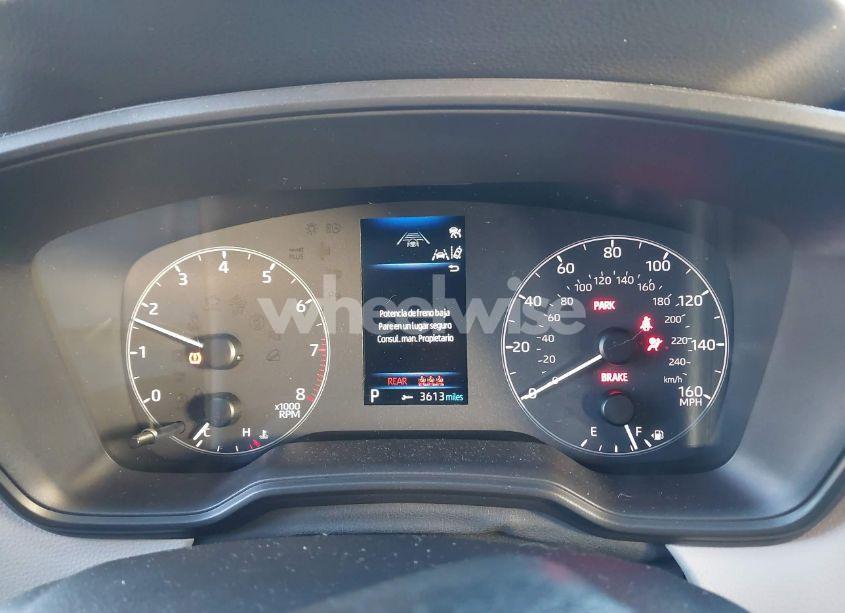 Photo 7 of 2024 Toyota Corolla CROSS L (VIN 7MUAAABG8RV103362)