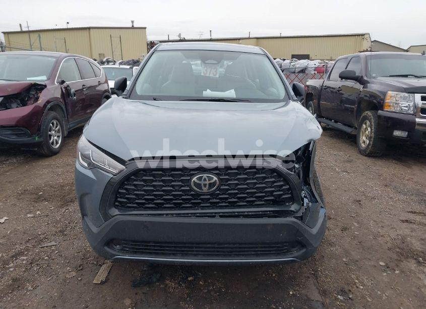 Photo 12 of 2024 Toyota Corolla CROSS L (VIN 7MUAAABG8RV104009)