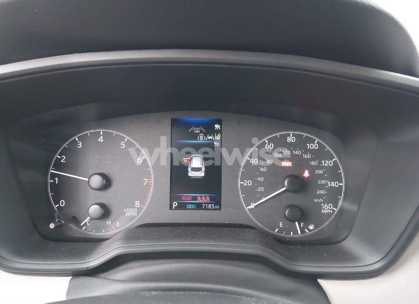 Photo 7 of 2024 Toyota Corolla CROSS L (VIN 7MUAAABG8RV104009)