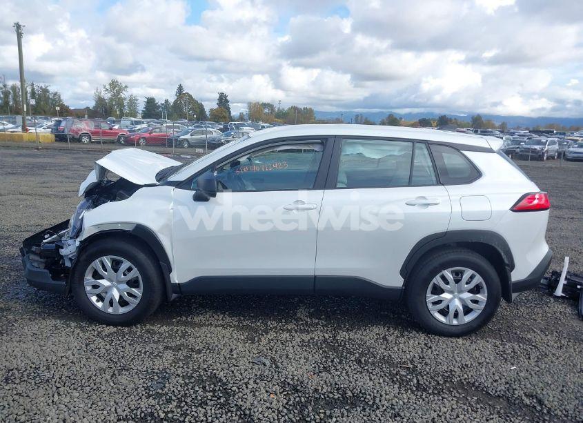 Photo 14 of 2024 Toyota Corolla CROSS L (VIN 7MUAAABG8RV109789)