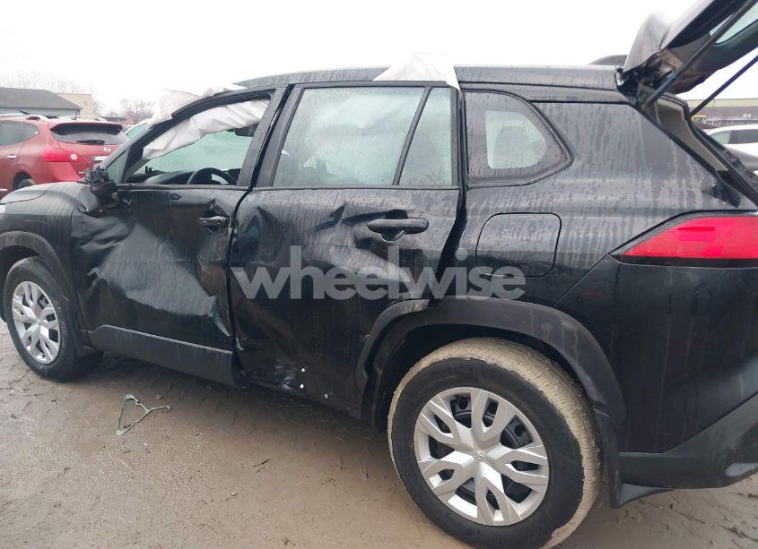 Photo 14 of 2022 Toyota Corolla CROSS L (VIN 7MUAAABGXNV015732)