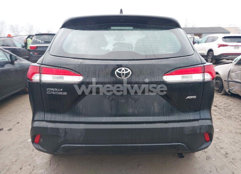 Photo 16 of 2022 Toyota Corolla CROSS L (VIN 7MUAAABGXNV015732)
