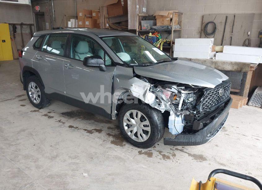 2022 Toyota Corolla CROSS L (VIN 7MUAAABGXNV023331) main photo