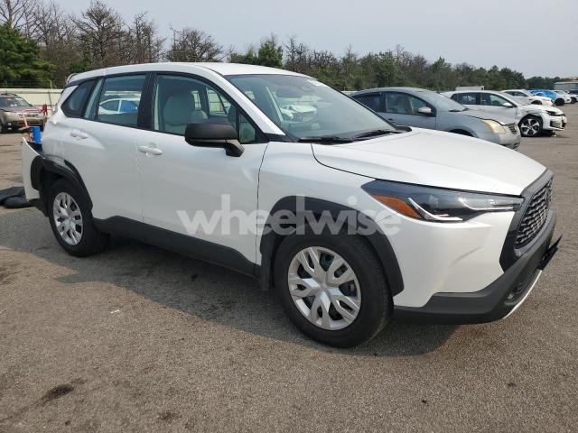 Photo 10 of 2024 TOYOTA COROLLA CROSS L (VIN 7MUAAABGXRV112077)