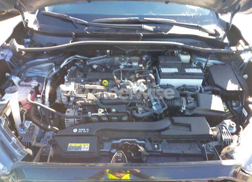 Photo 10 of 2024 Toyota Corolla CROSS LE (VIN 7MUBAAAG1RV088404)