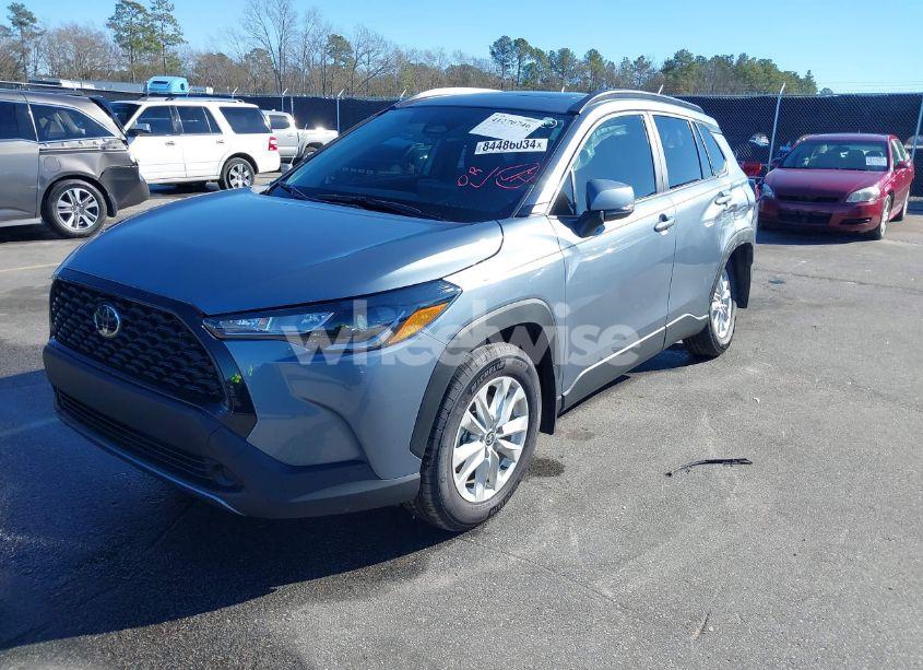 Photo 2 of 2024 Toyota Corolla CROSS LE (VIN 7MUBAAAG1RV088404)