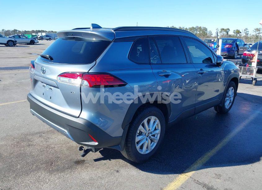Photo 4 of 2024 Toyota Corolla CROSS LE (VIN 7MUBAAAG1RV088404)