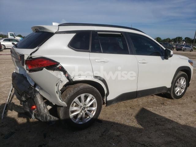 Photo 3 of 2024 TOYOTA COROLLA CROSS LE (VIN 7MUBAAAG1RV093375)