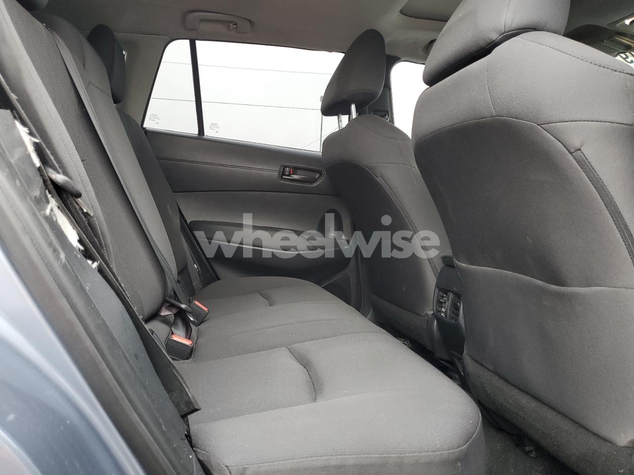 Photo 11 of 2022 TOYOTA COROLLA CROSS LE (VIN 7MUBAAAG3NV033480)