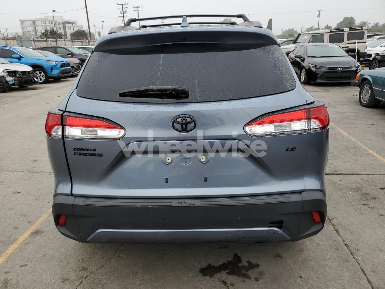 Photo 6 of 2022 TOYOTA COROLLA CROSS LE (VIN 7MUBAAAG3NV033480)