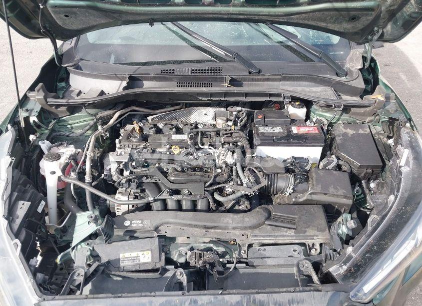 Photo 10 of 2022 Toyota Corolla CROSS LE (VIN 7MUBAAAG4NV015294)