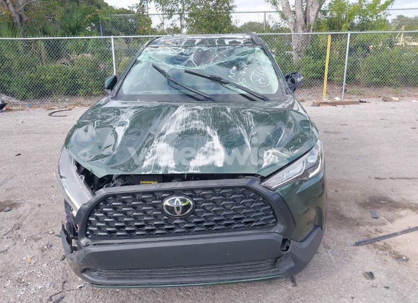 Photo 6 of 2022 Toyota Corolla CROSS LE (VIN 7MUBAAAG4NV015294)