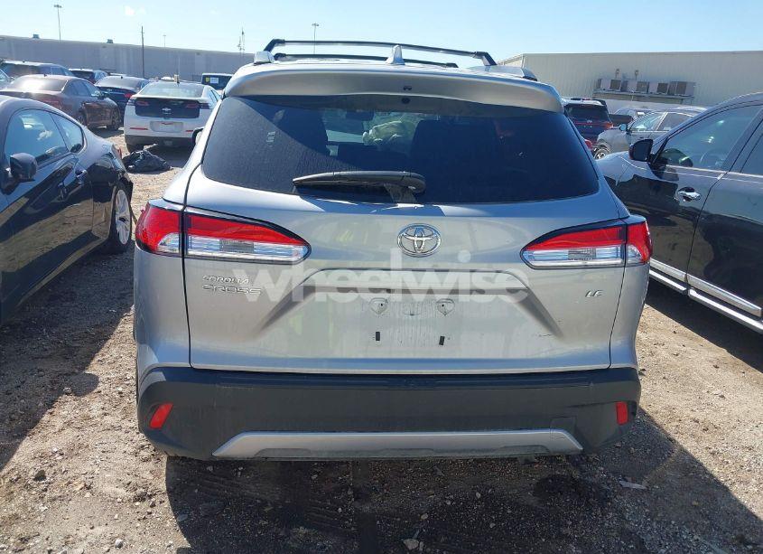 Photo 16 of 2024 Toyota Corolla CROSS LE (VIN 7MUBAAAG4RV094102)